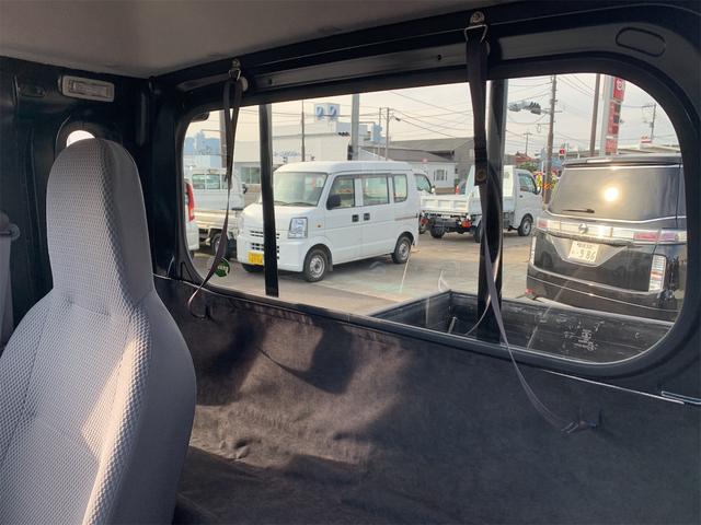 ハイゼットトラック ジャンボ　４ＷＤ　ＡＴ　ＥＴＣ　キーレスエントリー　フォグランプ　作業灯　エアコン　パワーステアリング　パワーウィンドウ　運転席エアバッグ　助手席エアバッグ　ＣＤ　ＡＭ／ＦＭラジオ　ミュージックプレイヤー接続可（39枚目）