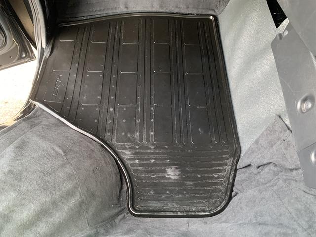 ハイゼットトラック ジャンボ　４ＷＤ　ＡＴ　ＥＴＣ　キーレスエントリー　フォグランプ　作業灯　エアコン　パワーステアリング　パワーウィンドウ　運転席エアバッグ　助手席エアバッグ　ＣＤ　ＡＭ／ＦＭラジオ　ミュージックプレイヤー接続可（41枚目）