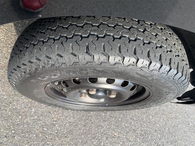 ハイゼットトラック ジャンボ　４ＷＤ　ＡＴ　ＥＴＣ　キーレスエントリー　フォグランプ　作業灯　エアコン　パワーステアリング　パワーウィンドウ　運転席エアバッグ　助手席エアバッグ　ＣＤ　ＡＭ／ＦＭラジオ　ミュージックプレイヤー接続可（42枚目）