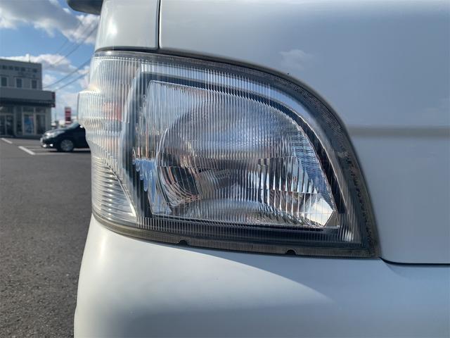 ハイゼットトラック 　荷台再塗装済み　４ＷＤ　ＡＴ　エアコン　パワーステアリング　ＡＭ／ＦＭラジオ付き（13枚目）