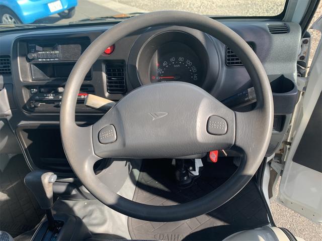 ハイゼットトラック 　荷台再塗装済み　４ＷＤ　ＡＴ　エアコン　パワーステアリング　ＡＭ／ＦＭラジオ付き（16枚目）