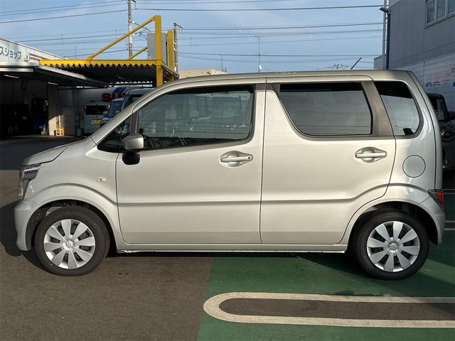 ワゴンＲ ＦＸ　ＦＸ４型　ＣＶＴ　ＦＦ　スズキセーフティサポート　ＣＤ　ＡＭ／ＦＭ　キーレス　新車保証継承　代車・試乗車（5枚目）