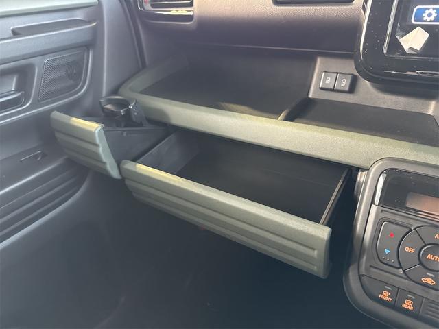 スペーシアギア ハイブリッドＸＺ　スズキコネクト対応　全方位モニター付きナビゲーション　ＣＶＴ　ＦＦ　デュアルセンサーブレーキサポートＩＩ　ＴＶ　キーレスエントリー（30枚目）