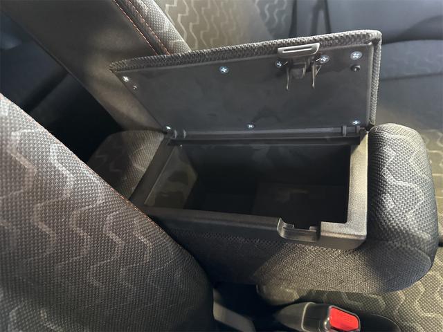 スペーシアギア ハイブリッドＸＺ　スズキコネクト対応　全方位モニター付きナビゲーション　ＣＶＴ　ＦＦ　デュアルセンサーブレーキサポートＩＩ　ＴＶ　キーレスエントリー（36枚目）