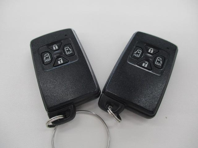 アルファード ２４０Ｓ　車高調／ＷＯＲＫ２０インチアルミホイール／両側／純正８インチナビ／フルセグＴＶ／バックカメラ／スマートキー２個／ワンオーナー（15枚目）