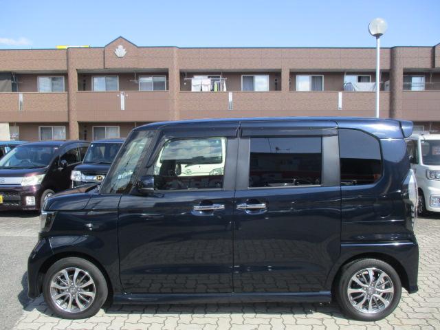 Ｎ－ＢＯＸカスタム Ｌ　社外９インチナビ・フルセグ・バックカメラ・ＥＴＣ・Ｂｌｕｅｔｏｏｔｈ接続・パワースライドドア・シートヒーター・ワンオーナー・スペアキー（10枚目）