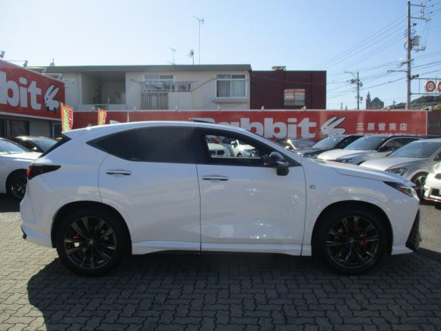 NX NX350h Fスポーツ TRDエアロ/サンルーフ/パノラミックビュー/マークレビンソン/デジタルインナーミラー/3眼LEDヘッドライト/オレンジキャリパー/置くだけ充電/リアシートヒーター/HUD/ワンオーナー(25枚目)