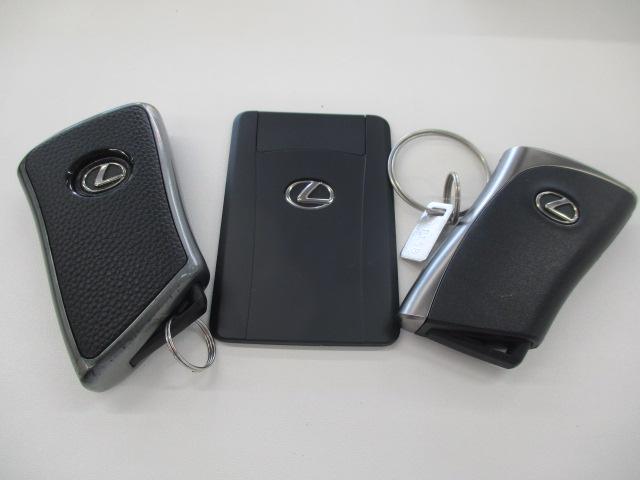 NX NX350h Fスポーツ TRDエアロ/サンルーフ/パノラミックビュー/マークレビンソン/デジタルインナーミラー/3眼LEDヘッドライト/オレンジキャリパー/置くだけ充電/リアシートヒーター/HUD/ワンオーナー(39枚目)