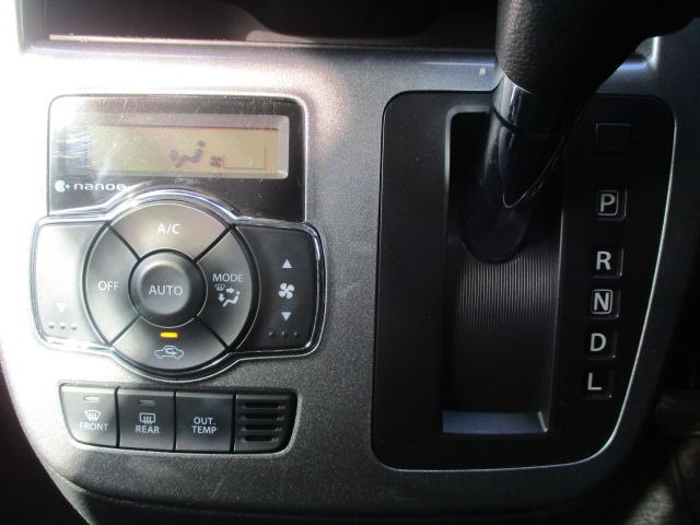 ソリオ ハイブリッドMZ 衝突被害軽減システム/両側パワスラ/社外ナビ/フルセグTV/バックカメラ/スマートキー2個/プッシュスタート/HID/シートヒーター/前後ドライブレコーダー(4枚目)