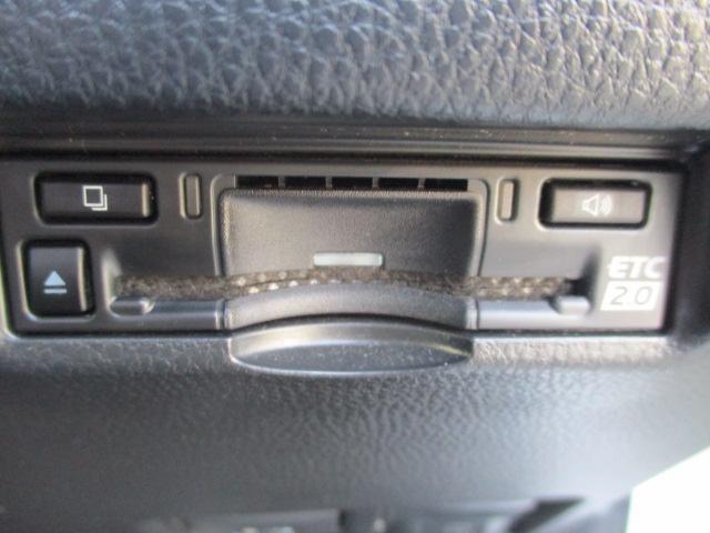 ハリアー Ｚ　パノラミックビュー／ＪＢＬサウンド／デジタルインナーミラー／スマートキー２個／前後ドライブレコーダー／パワーバックドア／パワーシート／ワンオーナー（17枚目）