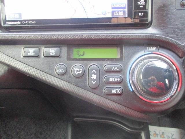 アクア Ｇ　社外ＳＤナビ／フルセグＴＶ／プッシュスタート／スマートキー２個／オートライト／ＥＴＣ／ＤＶＤ再生／純正１５インチアルミホイール／ワンオーナー（3枚目）