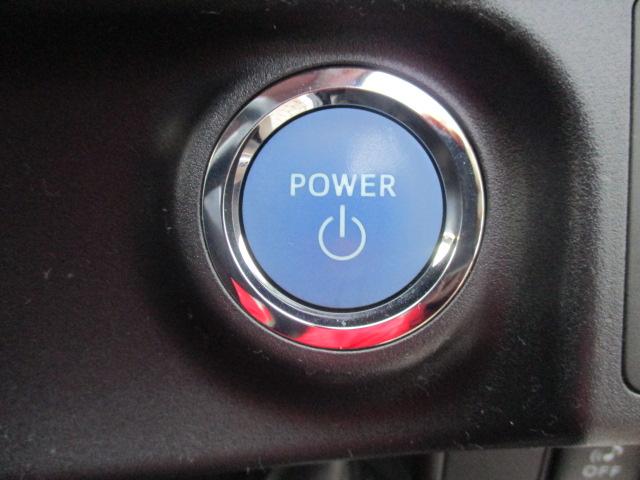 アクア Ｇ　社外ＳＤナビ／フルセグＴＶ／プッシュスタート／スマートキー２個／オートライト／ＥＴＣ／ＤＶＤ再生／純正１５インチアルミホイール／ワンオーナー（6枚目）