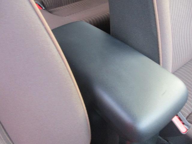 アクア Ｇ　社外ＳＤナビ／フルセグＴＶ／プッシュスタート／スマートキー２個／オートライト／ＥＴＣ／ＤＶＤ再生／純正１５インチアルミホイール／ワンオーナー（30枚目）