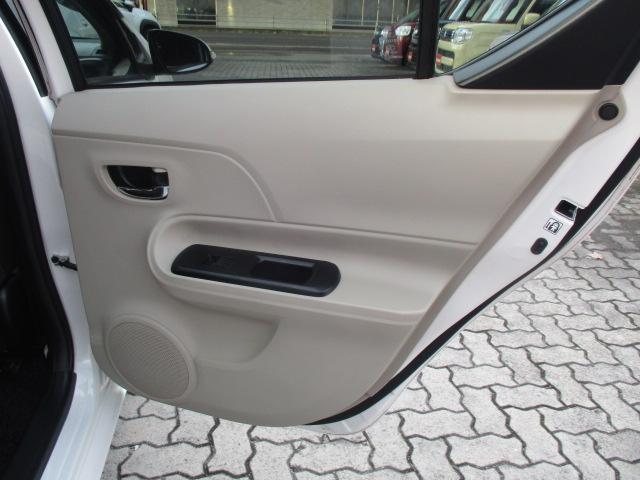 アクア Ｇ　社外ＳＤナビ／フルセグＴＶ／プッシュスタート／スマートキー２個／オートライト／ＥＴＣ／ＤＶＤ再生／純正１５インチアルミホイール／ワンオーナー（37枚目）