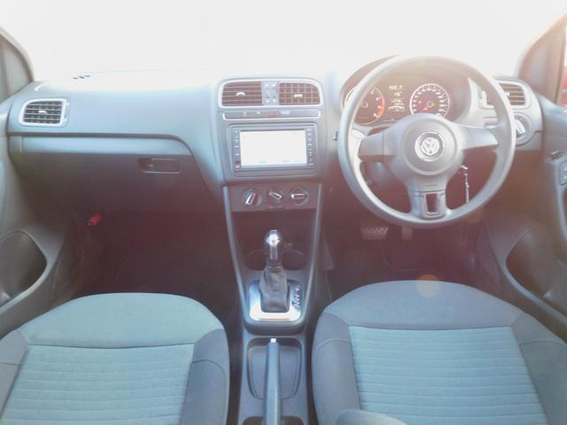 ポロ TSIコンフォートライン 純正ナビ/フルセグ/バックカメラ/ETC/ターボ/キーレス/(32枚目)