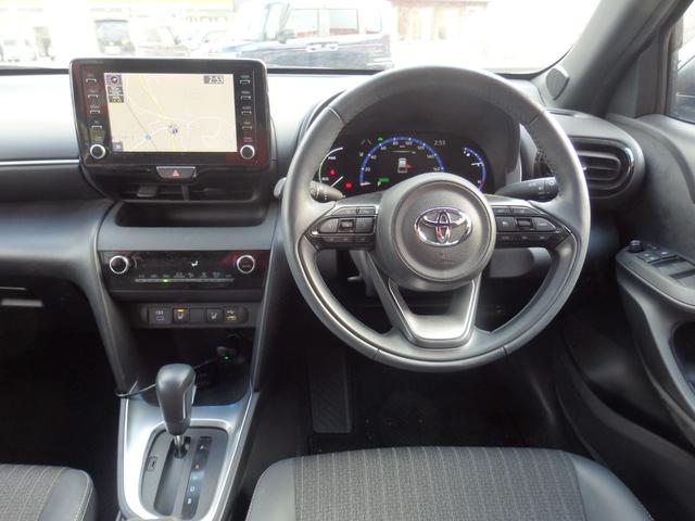 ヤリスクロス ハイブリッドＺ　希少カラーベージュ黒ツートン　純正ＤＡナビ．フルセグＴＶ．全方位モニターカメラ．Ｂカメラ．レーダーブレーキ．レーダークルーズ．ＬＥＤヘッド．Ａハイビーム．Ａライト．ハーフレザーシート．Ｐシート．シートヒーター．ヒートハンドル（32枚目）