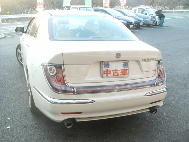 ヌエラ ２４ＬＸ　社外１７ｉｎｃアルミ（4枚目）