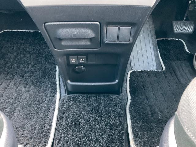 ヴォクシー ZS 煌II セーフティセンス 純正10型ナビ バックカメラ ETC 前後ドラレコ フロアマット ドアバイザー 両側電動スライドドア フリップダウンモニター クルーズコントロール ステアリングスイッチ オートライト(24枚目)