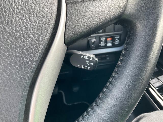 ヴォクシー ZS 煌II セーフティセンス 純正10型ナビ バックカメラ ETC 前後ドラレコ フロアマット ドアバイザー 両側電動スライドドア フリップダウンモニター クルーズコントロール ステアリングスイッチ オートライト(28枚目)