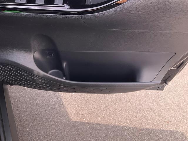 ヴォクシー ZS 煌II セーフティセンス 純正10型ナビ バックカメラ ETC 前後ドラレコ フロアマット ドアバイザー 両側電動スライドドア フリップダウンモニター クルーズコントロール ステアリングスイッチ オートライト(45枚目)