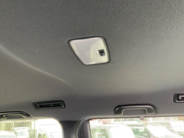 ヴォクシー ZS 煌II セーフティセンス 純正10型ナビ バックカメラ ETC 前後ドラレコ フロアマット ドアバイザー 両側電動スライドドア フリップダウンモニター クルーズコントロール ステアリングスイッチ オートライト(57枚目)