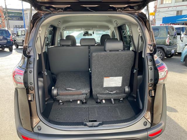 シエンタ ハイブリッドG クエロ セーフティセンス KENWOODナビ バックカメラ ドラレコ前後 ETC マット バイザー 両側電動スライドドア クルーズコントロール チルトステアリング シートリフター オートライト オートエアコン(9枚目)