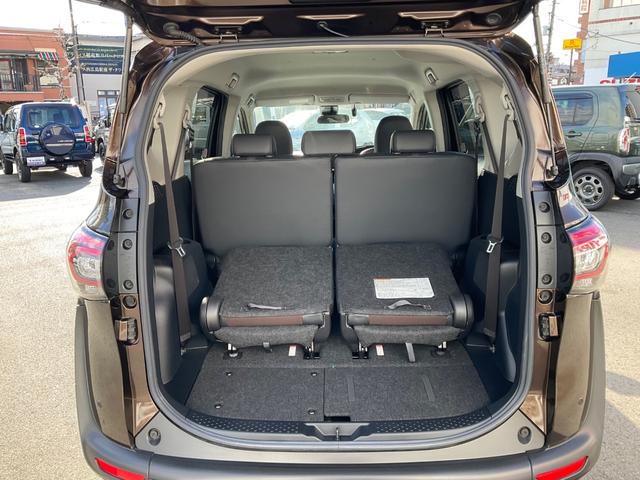 シエンタ ハイブリッドG クエロ セーフティセンス KENWOODナビ バックカメラ ドラレコ前後 ETC マット バイザー 両側電動スライドドア クルーズコントロール チルトステアリング シートリフター オートライト オートエアコン(10枚目)