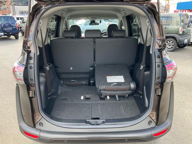 シエンタ ハイブリッドG クエロ セーフティセンス KENWOODナビ バックカメラ ドラレコ前後 ETC マット バイザー 両側電動スライドドア クルーズコントロール チルトステアリング シートリフター オートライト オートエアコン(11枚目)