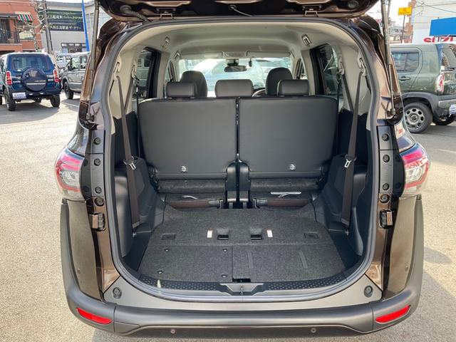 シエンタ ハイブリッドG クエロ セーフティセンス KENWOODナビ バックカメラ ドラレコ前後 ETC マット バイザー 両側電動スライドドア クルーズコントロール チルトステアリング シートリフター オートライト オートエアコン(12枚目)