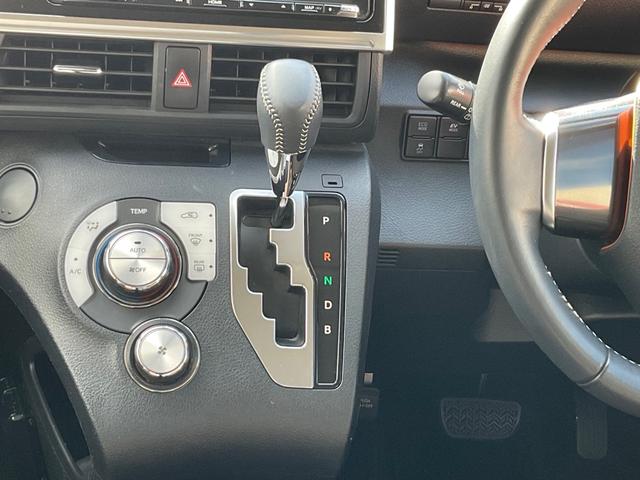 シエンタ ハイブリッドG クエロ セーフティセンス KENWOODナビ バックカメラ ドラレコ前後 ETC マット バイザー 両側電動スライドドア クルーズコントロール チルトステアリング シートリフター オートライト オートエアコン(21枚目)