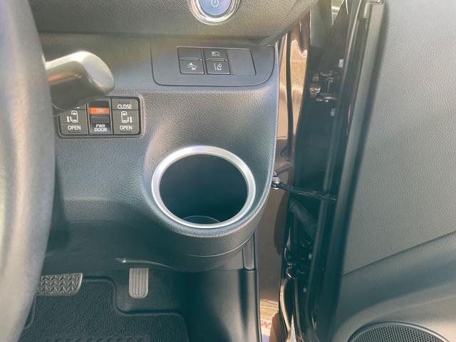 シエンタ ハイブリッドG クエロ セーフティセンス KENWOODナビ バックカメラ ドラレコ前後 ETC マット バイザー 両側電動スライドドア クルーズコントロール チルトステアリング シートリフター オートライト オートエアコン(35枚目)