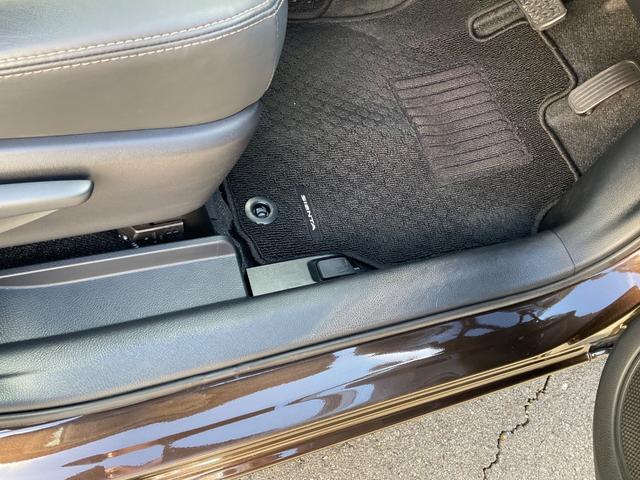 シエンタ ハイブリッドG クエロ セーフティセンス KENWOODナビ バックカメラ ドラレコ前後 ETC マット バイザー 両側電動スライドドア クルーズコントロール チルトステアリング シートリフター オートライト オートエアコン(38枚目)