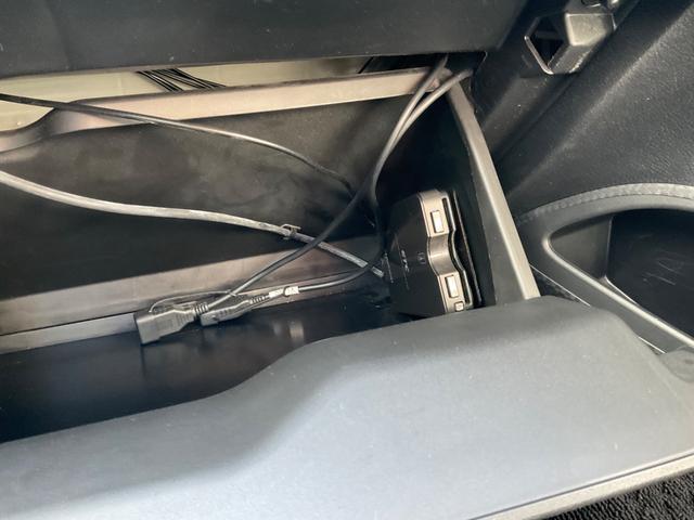 シエンタ ハイブリッドG クエロ セーフティセンス KENWOODナビ バックカメラ ドラレコ前後 ETC マット バイザー 両側電動スライドドア クルーズコントロール チルトステアリング シートリフター オートライト オートエアコン(44枚目)