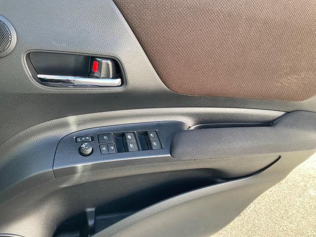 シエンタ ハイブリッドG クエロ セーフティセンス KENWOODナビ バックカメラ ドラレコ前後 ETC マット バイザー 両側電動スライドドア クルーズコントロール チルトステアリング シートリフター オートライト オートエアコン(50枚目)