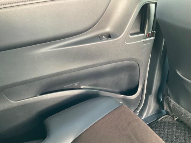 シエンタ ハイブリッドG クエロ セーフティセンス KENWOODナビ バックカメラ ドラレコ前後 ETC マット バイザー 両側電動スライドドア クルーズコントロール チルトステアリング シートリフター オートライト オートエアコン(60枚目)