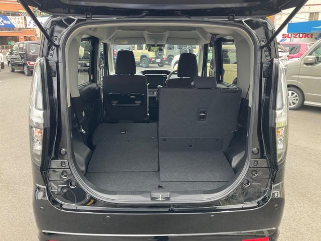 ソリオバンディット ハイブリッドＭＶ　全方位モニター付きナビゲーション　セーフティサポート　ヘッドアップディスプレイ　スリムサーキューレーター　電動パーキングブレーキ　ブレーキホールド　両側電動スライドドア　シートヒーター　アルミホイール（9枚目）