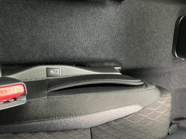 ソリオバンディット ハイブリッドＭＶ　全方位モニター付きナビゲーション　セーフティサポート　ヘッドアップディスプレイ　スリムサーキューレーター　電動パーキングブレーキ　ブレーキホールド　両側電動スライドドア　シートヒーター　アルミホイール（40枚目）