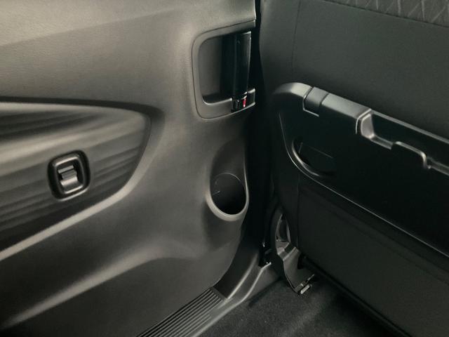 ソリオバンディット ハイブリッドＭＶ　全方位モニター付きナビゲーション　セーフティサポート　ヘッドアップディスプレイ　スリムサーキューレーター　電動パーキングブレーキ　ブレーキホールド　両側電動スライドドア　シートヒーター　アルミホイール（57枚目）