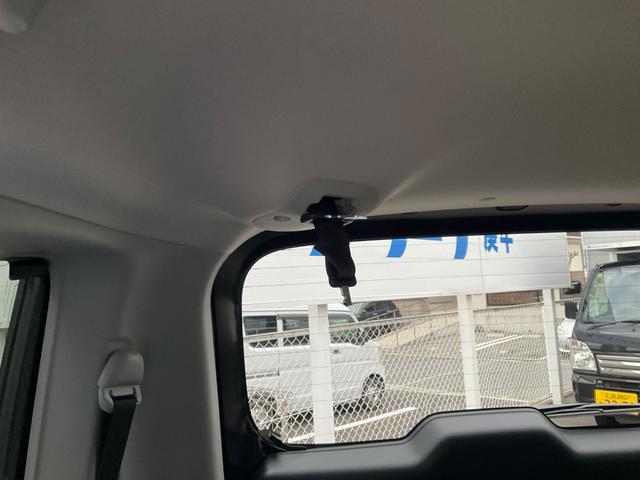 ソリオバンディット ハイブリッドＭＶ　全方位モニター付きナビゲーション　セーフティサポート　ヘッドアップディスプレイ　スリムサーキューレーター　電動パーキングブレーキ　ブレーキホールド　両側電動スライドドア　シートヒーター　アルミホイール（58枚目）