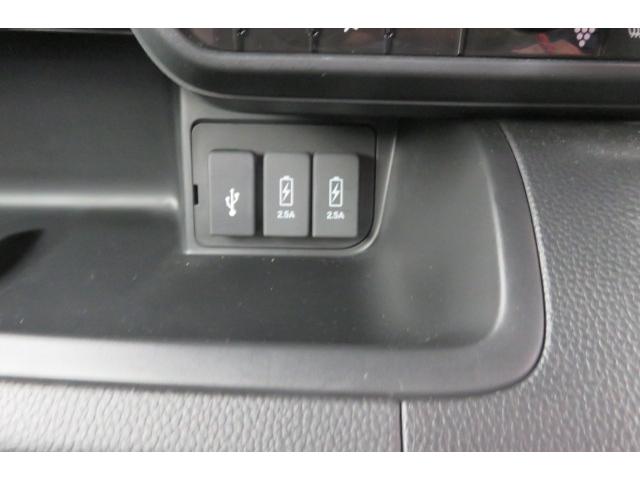 Ｎ－ＢＯＸカスタム Ｇ・ＥＸターボホンダセンシング　両側パワースライドドアー　ハンズフリースライドドアーＬＥＤヘッド１１．６インチリア席モニターナビ／ドラレコあんしんパッケージ（18枚目）