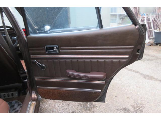 ローレル 　ＧＬ６ソレックスタコアシ　Ｆ車高調　電動パワステ　エアコン（10枚目）