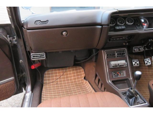 ローレル 　ＧＬ６ソレックスタコアシ　Ｆ車高調　電動パワステ　エアコン（11枚目）