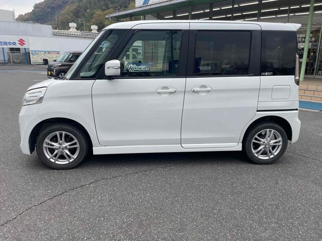 スペーシアカスタム ＸＳ　バックカメラ　両側スライドドア　ＴＶ　オートライト　ＨＩＤ　スマートキー　アイドリングストップ　電動格納ミラー　ベンチシート　ＣＶＴ　盗難防止システム　ＡＢＳ　ＣＤ　Ｂｌｕｅｔｏｏｔｈ　アルミホイール（7枚目）