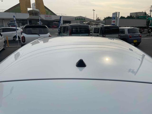 スマートフォーフォー パッション　クリアランスソナー　オートクルーズコントロール　アルミホイール　キーレスエントリー　アイドリングストップ　ＡＴ　盗難防止システム　ＡＢＳ　ＵＳＢ　エアコン　パワーステアリング　パワーウィンドウ（10枚目）