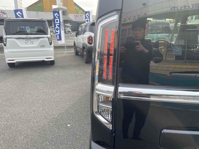 スペーシアカスタム ハイブリッドＸＳターボ　両側電動スライドドア　クリアランスソナー　オートクルーズコントロール　レーンアシスト　衝突被害軽減システム　オートライト　ＬＥＤヘッドランプ　スマートキー　アイドリングストップ　シートヒーター（12枚目）