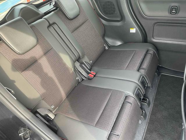 スペーシアカスタム ハイブリッドＸＳターボ　両側電動スライドドア　クリアランスソナー　オートクルーズコントロール　レーンアシスト　衝突被害軽減システム　オートライト　ＬＥＤヘッドランプ　スマートキー　アイドリングストップ　シートヒーター（37枚目）