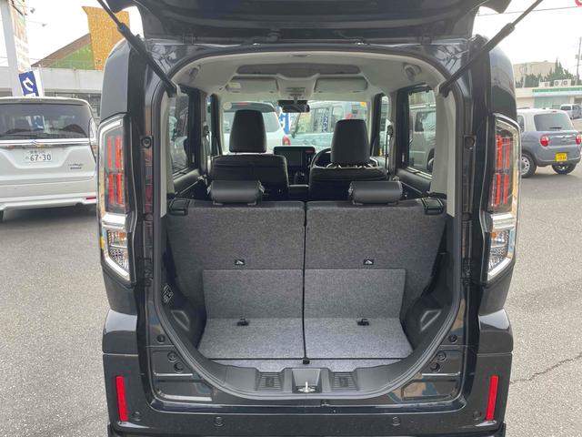 スペーシアカスタム ハイブリッドＸＳターボ　両側電動スライドドア　クリアランスソナー　オートクルーズコントロール　レーンアシスト　衝突被害軽減システム　オートライト　ＬＥＤヘッドランプ　スマートキー　アイドリングストップ　シートヒーター（39枚目）