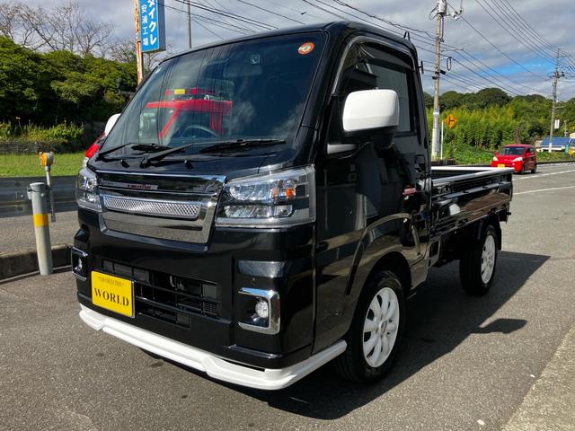 ハイゼットトラック スタンダード　ワンオーナー　禁煙車　５速ＭＴ　衝突被害軽減システム　レーンアシスト　前後ドラレコ　ＥＴＣ　ＬＥＤヘッドライト　フォグライト　スマートキー　コーナーセンサー　ＡＷ１４インチ　荷台マット付き　作業灯（7枚目）