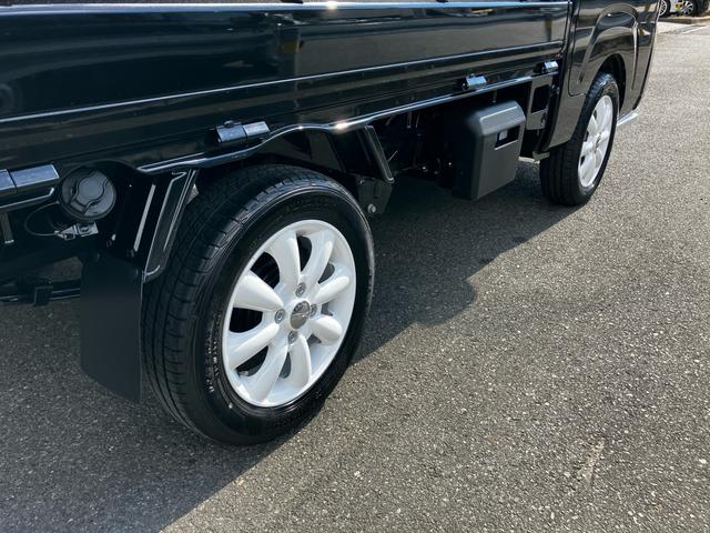 ハイゼットトラック スタンダード　ワンオーナー　禁煙車　５速ＭＴ　衝突被害軽減システム　レーンアシスト　前後ドラレコ　ＥＴＣ　ＬＥＤヘッドライト　フォグライト　スマートキー　コーナーセンサー　ＡＷ１４インチ　荷台マット付き　作業灯（20枚目）