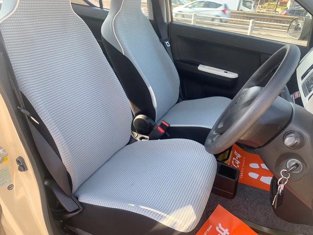S 禁煙車 純正CDオーディオ AUX FM・AM ABS シートヒーター 横滑り防止機能 WSRSエアバッグ コンビニフック3KG キーレス エアコン パワーウインドウ パワステ UVカットガラス(33枚目)